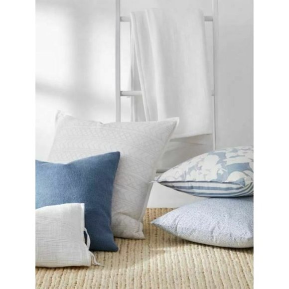 Lauren Ralph Lauren Home Willa Floral King Duvet Set Cover & Shams Retail $385 - Picture 4 of 5